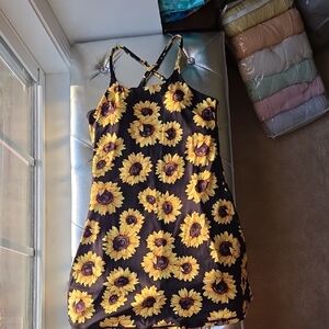 CVG Limitless 1.0 Sunflower Dress With Attached Shorts Size Small